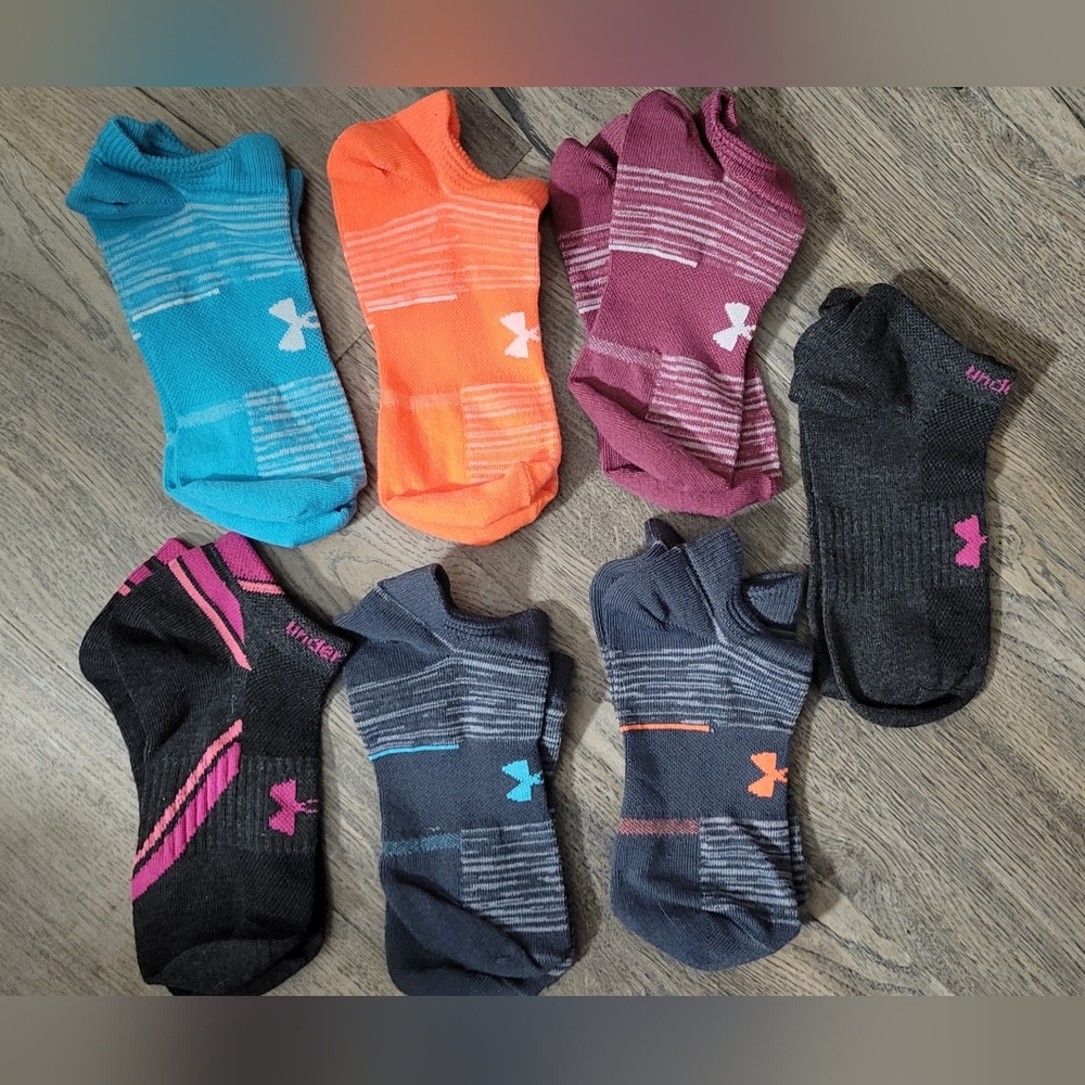Under Armour Women's Athletic Socks - Multi-Color Pack - Picture 2 of 2